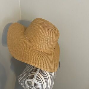 NWT Time & Tru Wide Brim Hat